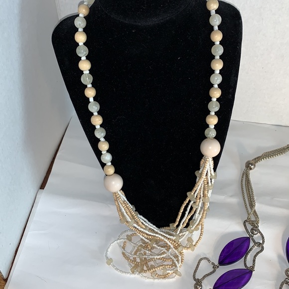 Large Lot Costume Jewelry - Picture 17 of 17